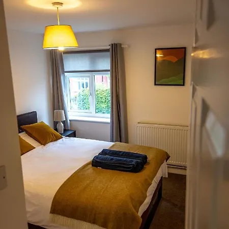 Short Stays Redland Free Parking! Apartment *