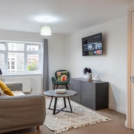 Short Stays Redland Free Parking!