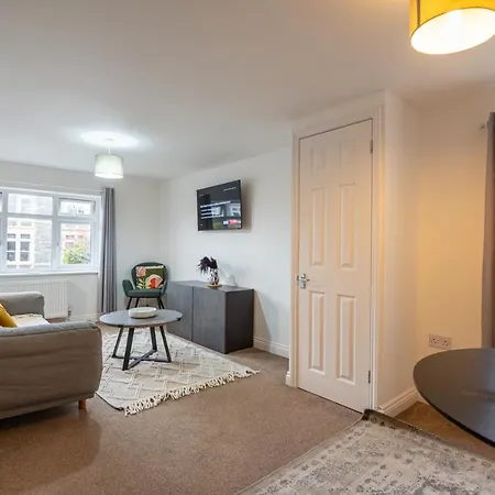 Apartment Short Stays Redland Free Parking!