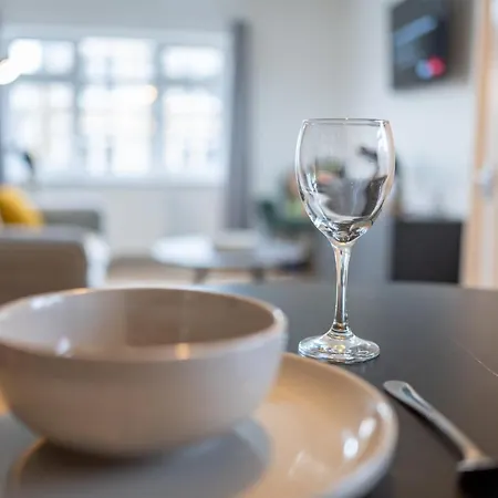 Short Stays Redland Free Parking! Apartment